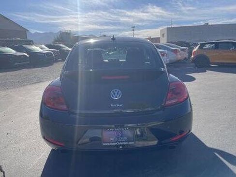 Used 2013 Volkswagen Beetle Turbo image 4