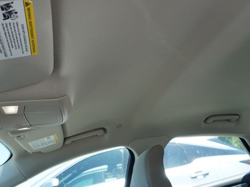 Used 2017 Ford Fusion S FWD image 12