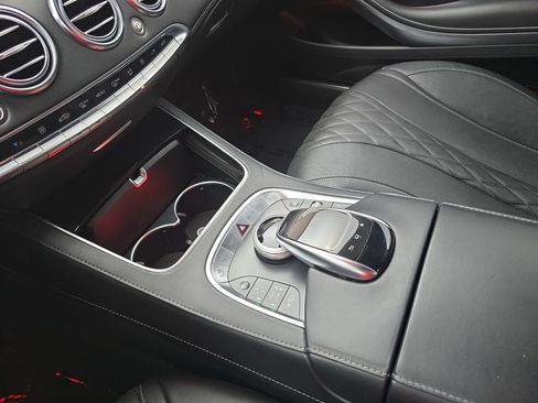 Used 2015 Mercedes-Benz S 550 4MATIC Coupe image 25