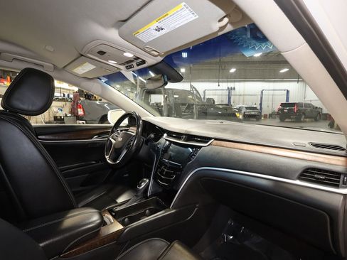 Used 2018 Cadillac XTS Luxury image 28