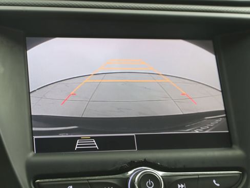 Used 2021 Chevrolet TrailBlazer LS image 9