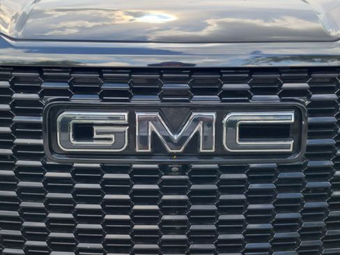 Used 2023 GMC Yukon Denali Ultimate w/ LPO, Floor Liner Package AWD/4WD image 59