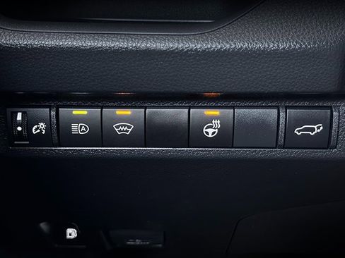 Used 2024 Toyota RAV4 XLE Premium image 17