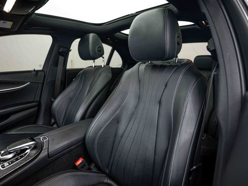 Used 2020 Mercedes-Benz E 350 4MATIC Sedan image 17