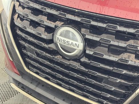 Certified 2021 Nissan Kicks SR w/ SR Premium Package image 15