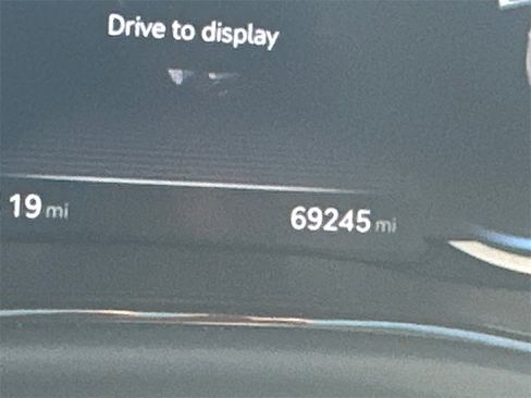 Used 2022 Genesis GV70 2.5T w/ Select Package image 28