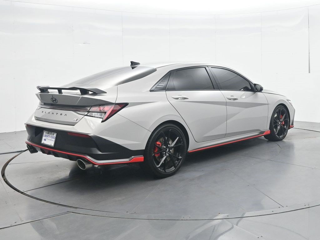 Used 2026 Hyundai Elantra N FWD image 5