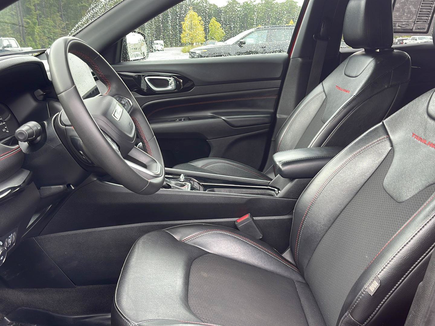 Used 2023 Jeep Compass Trailhawk AWD/4WD image 19