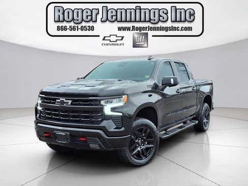 Used 2025 Chevrolet Silverado 1500 LT Trail Boss w/ LT Trail Boss Premium Package image 1