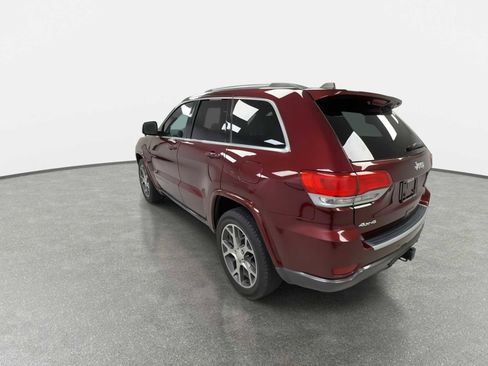Used 2018 Jeep Grand Cherokee Limited image 6
