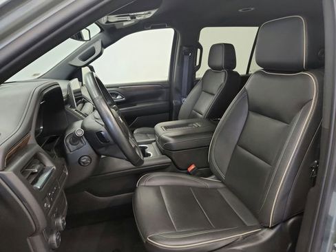 Used 2024 Chevrolet Tahoe Premier image 18