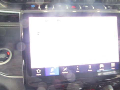 Used 2023 Jeep Grand Cherokee 4WD 4xe image 21