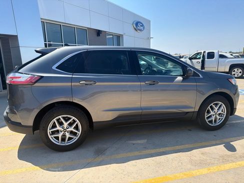 Used 2024 Ford Edge SEL w/ Convenience Package AWD/4WD image 8