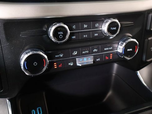 Used 2022 Ford F150 XLT w/ Equipment Group 302A High AWD/4WD image 7