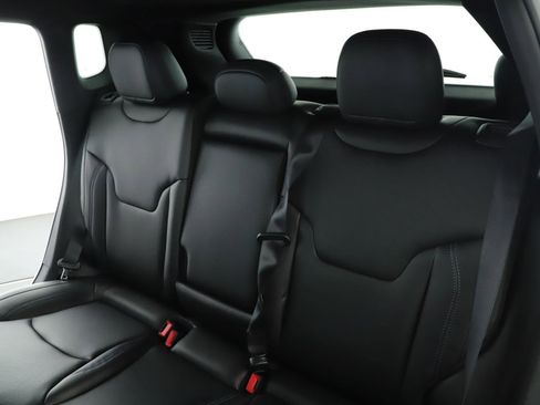 New 2026 Jeep Compass Limited image 29