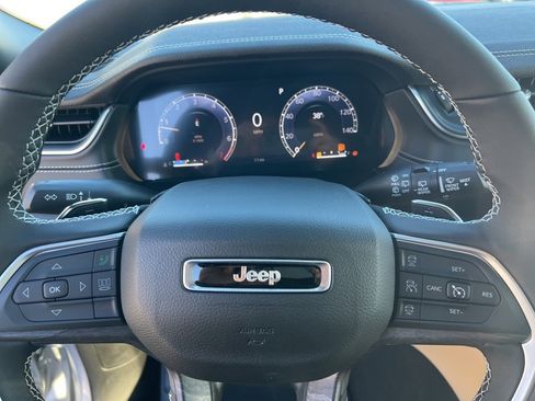 New 2025 Jeep Grand Cherokee L Limited image 4