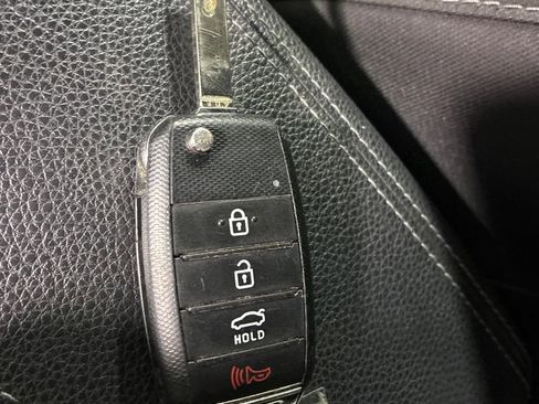 Used 2019 Kia Rio S image 36