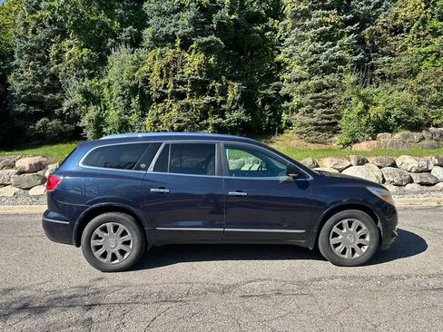 Used 2017 Buick Enclave Premium AWD/4WD image 6