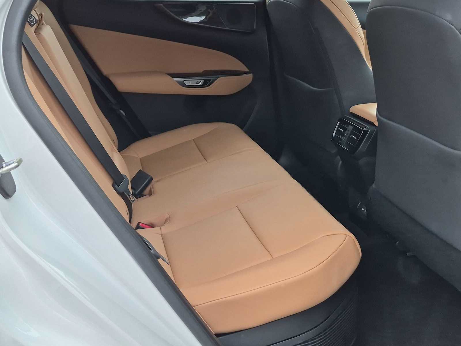 Used 2024 Lexus NX 350h AWD image 22