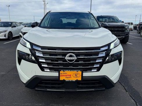 Certified 2025 Nissan Rogue S AWD/4WD image 9