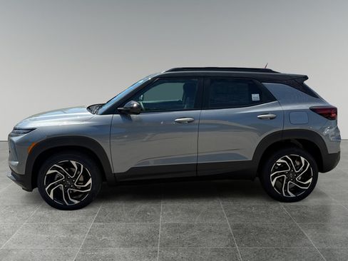 New 2026 Chevrolet TrailBlazer RS w/ Convenience Package AWD/4WD image 2