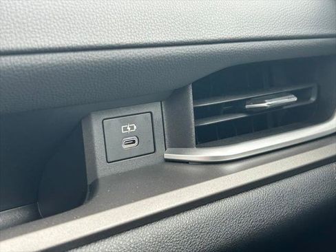Certified 2024 Toyota Grand Highlander XLE FWD image 35
