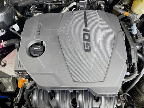 Used 2025 Kia Sportage EX w/ Premium Package image 32