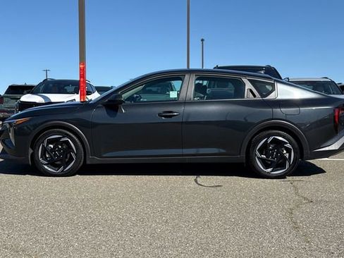 Certified 2025 Kia K4 EX FWD image 8