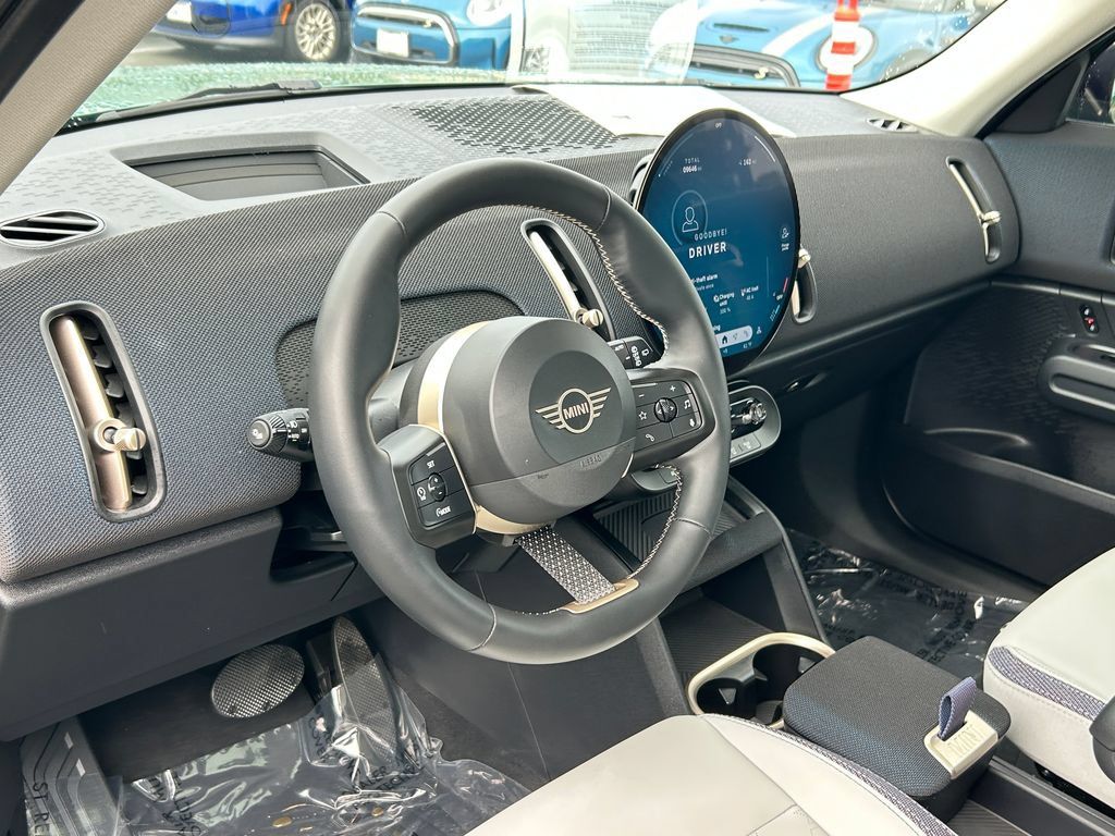 Used 2025 MINI Cooper Countryman SE AWD/4WD image 13