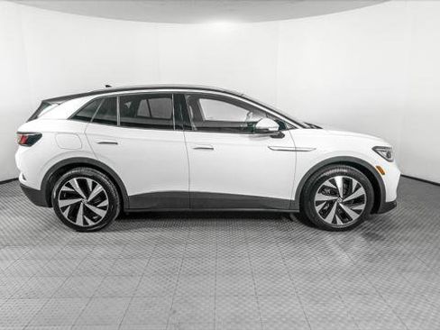 Used 2021 Volkswagen ID.4 Pro S w/ Gradient Package image 9