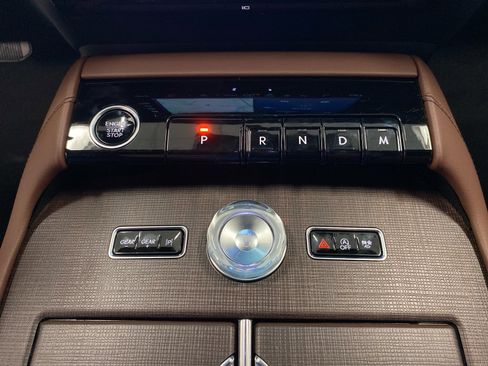 New 2026 Lincoln Navigator L Reserve AWD/4WD image 27