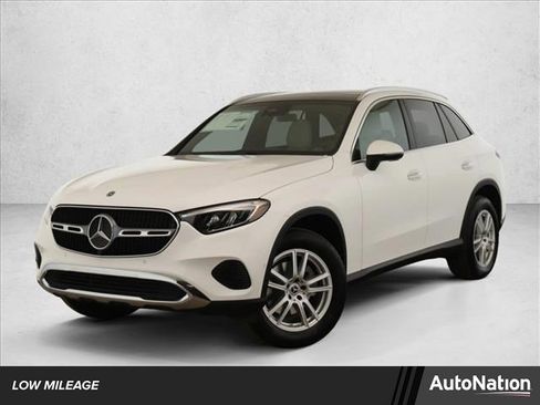 Certified 2025 Mercedes-Benz GLC 300 4MATIC image 1