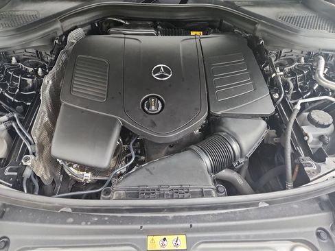 Used 2023 Mercedes-Benz GLC 300 4MATIC image 36