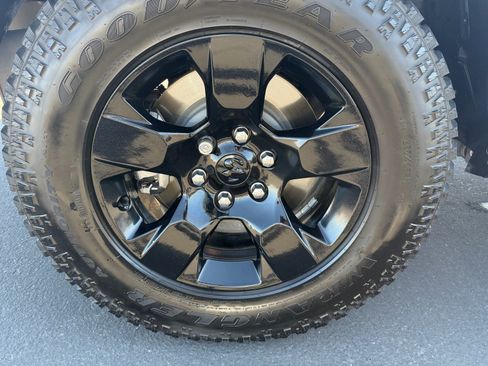 Used 2022 RAM 1500 Big Horn RWD image 35
