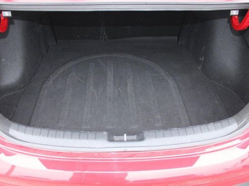 Used 2024 Kia Forte LXS image 9