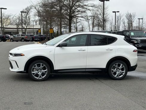 Used 2025 Dodge Hornet R/T w/ R/T Plus Package image 11