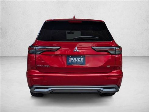 Used 2025 Mitsubishi Outlander SE FWD image 7