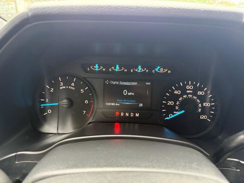 Used 2020 Ford F150 XL w/ Equipment Group 101A Mid AWD/4WD image 15