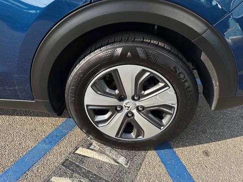 Used 2019 Kia Niro EX w/ Option Group 040 image 8