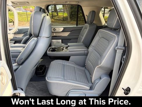 Used 2021 Lincoln Navigator L Black Label AWD/4WD image 28