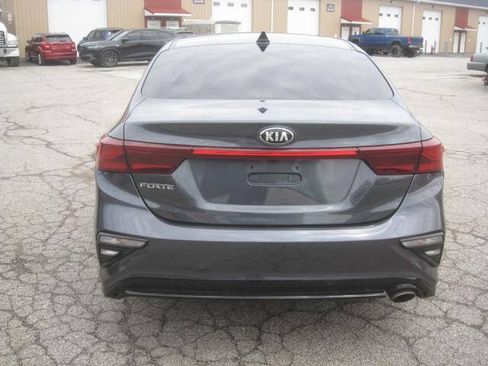 Used 2020 Kia Forte LXS FWD image 6
