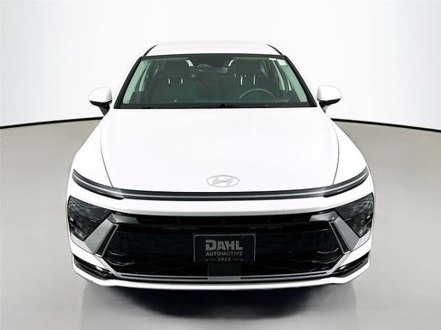 Used 2025 Hyundai Sonata SEL image 2