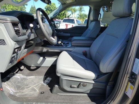 New 2025 Ford F150 Lightning Flash image 31