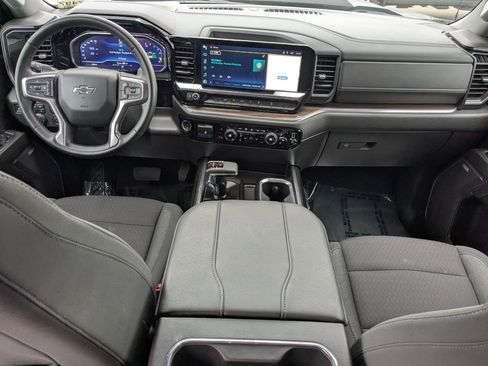 Certified 2024 Chevrolet Silverado 1500 LT Trail Boss w/ Convenience Package II image 16