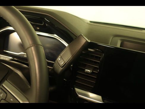 Used 2023 Chevrolet Silverado 1500 LT image 23