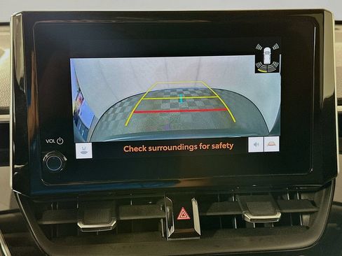 Certified 2025 Toyota Corolla Cross XLE FWD image 13