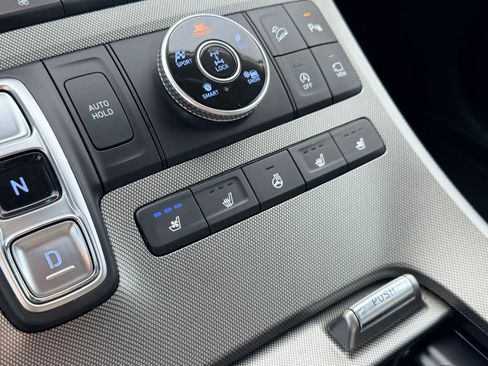 Used 2021 Hyundai Palisade Limited image 21