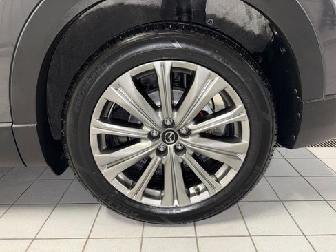 Used 2022 MAZDA CX-9 Signature image 11
