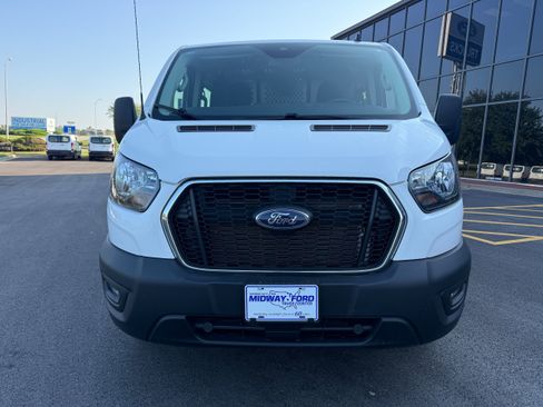 Used 2024 Ford Transit 250 Low Roof w/ Exterior Upgrade Package RWD image 3