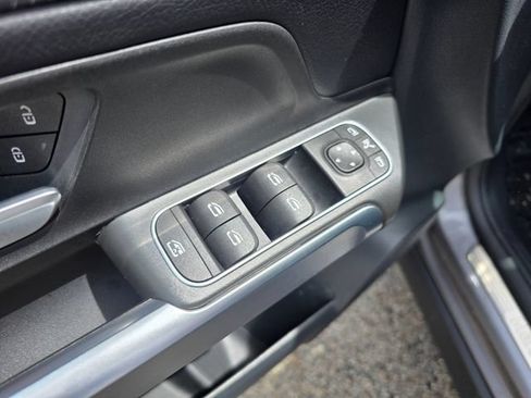 Used 2022 Mercedes-Benz GLB 250 4MATIC image 20